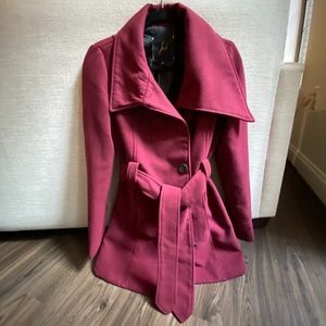 Jack By BB Dakota Belted Abi Coat (Burgundy) | S
